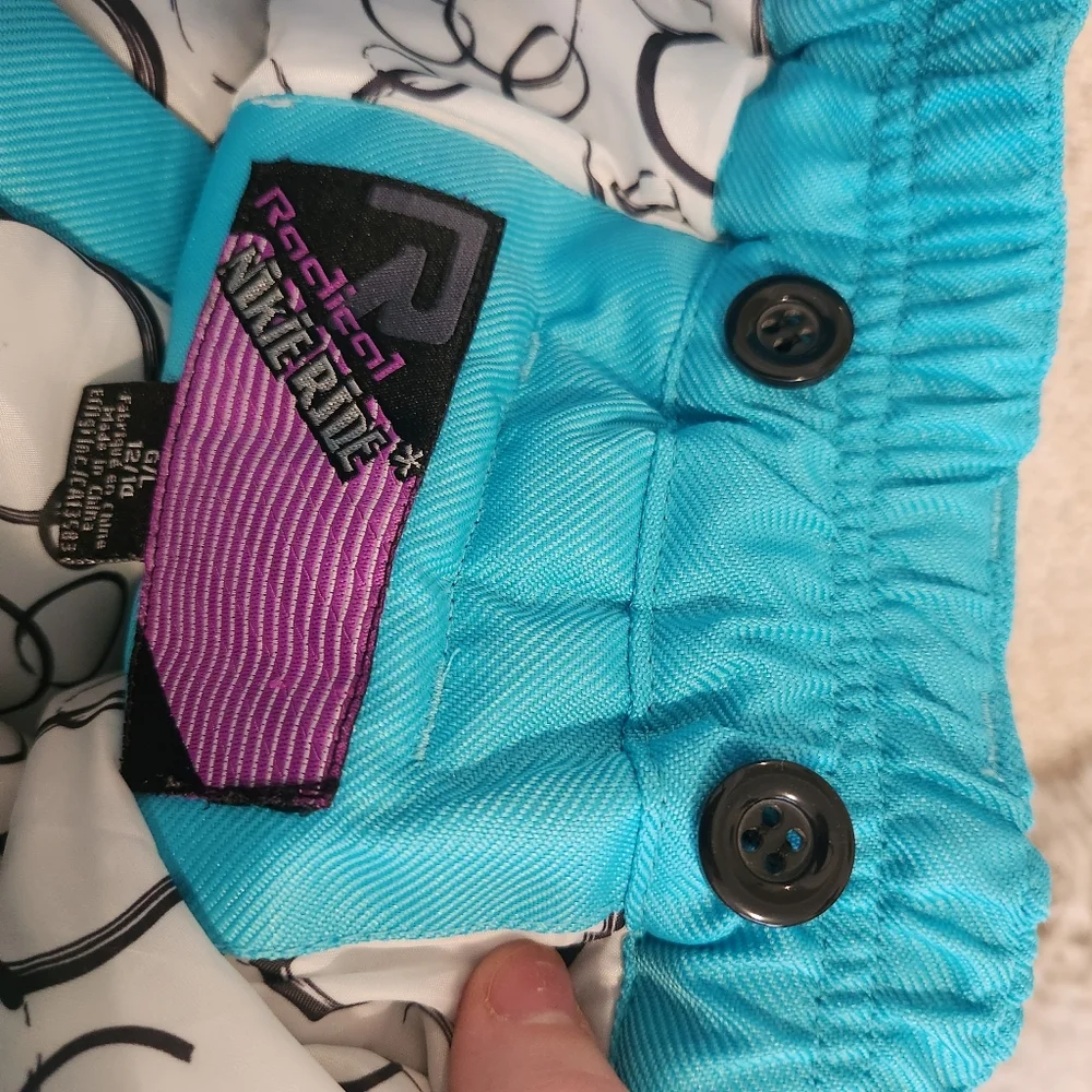 Nikie Ride Snowpants - Picture 8 of 12